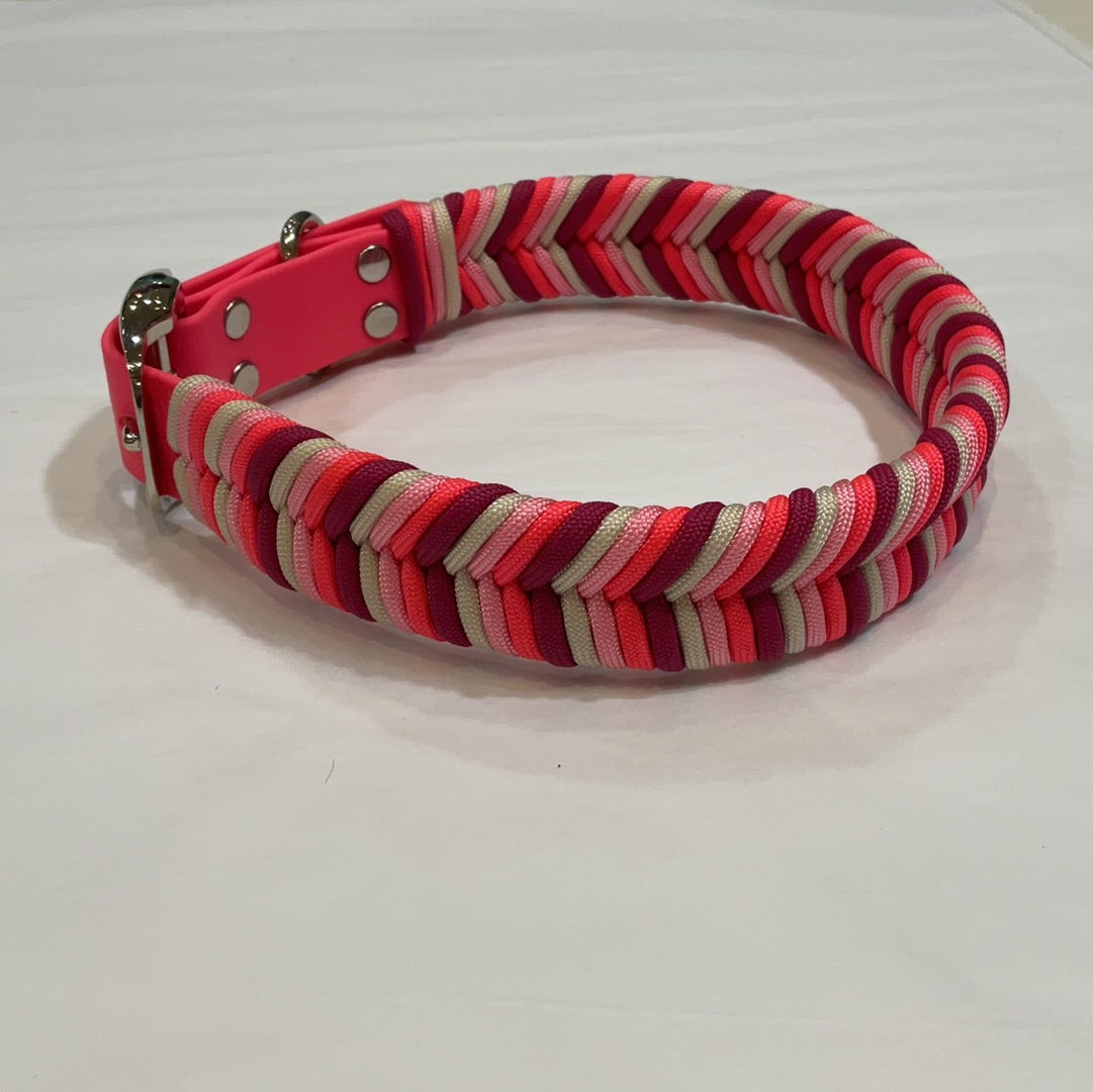 Neon pink Wildwoods collar