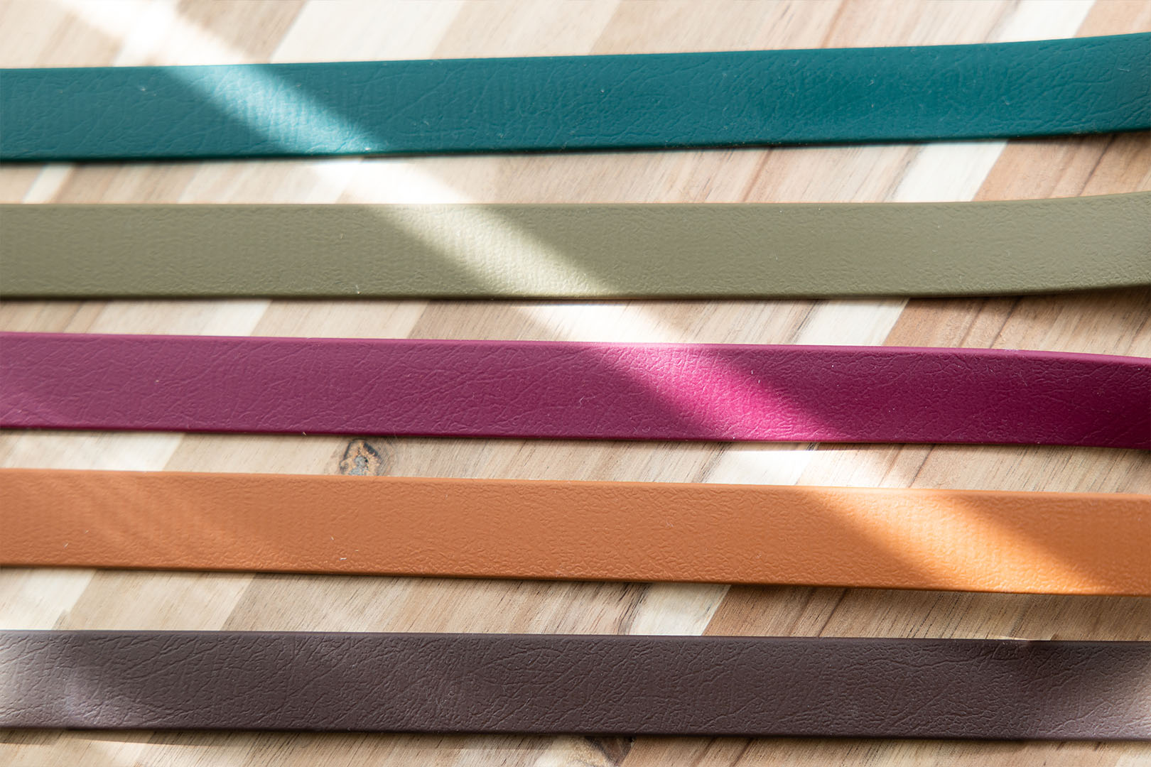 emeralds-moss-burgundy-light-brown-dark-brown-biothane-colours