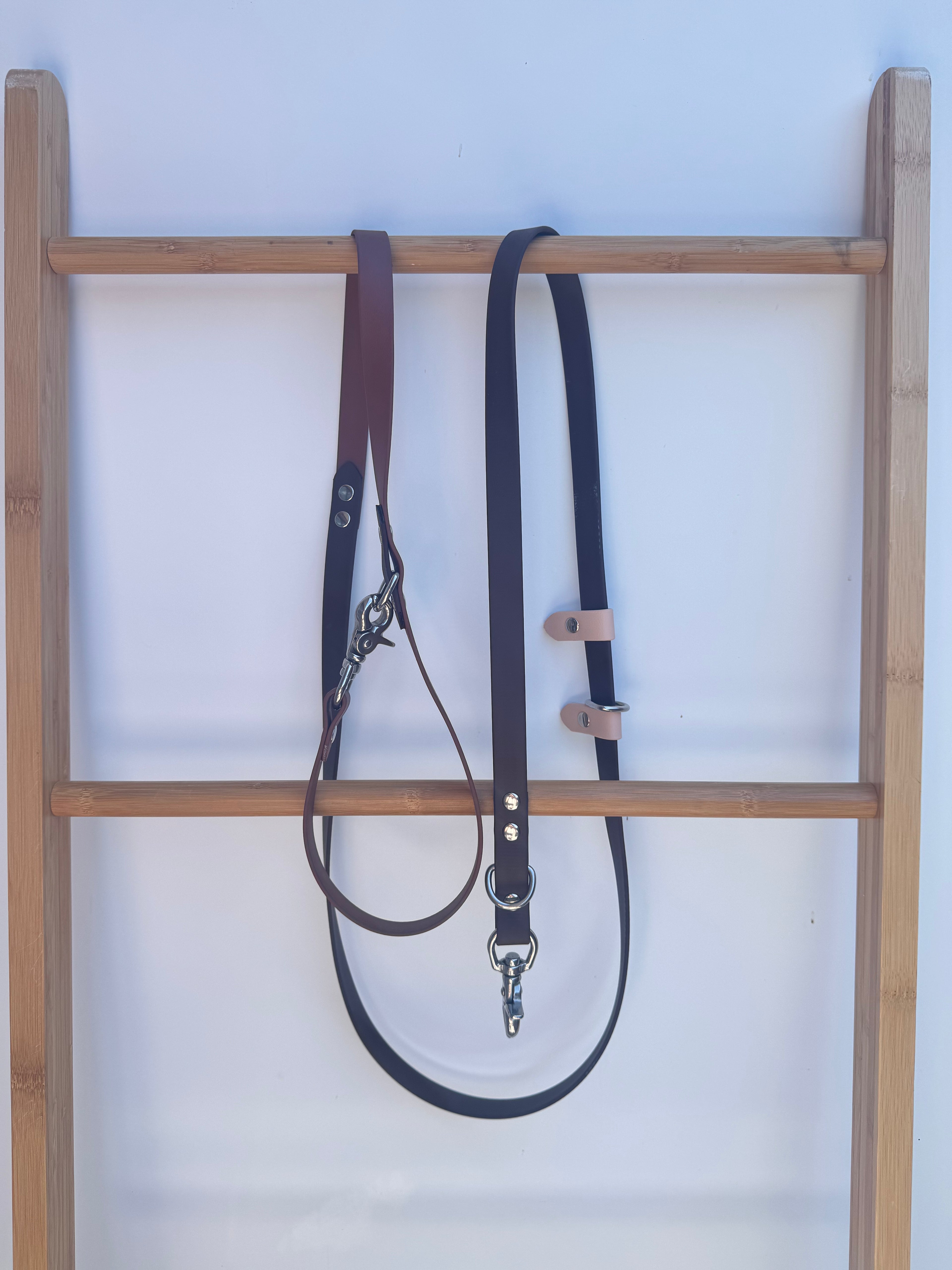 Dark Brown/Chocolate/Sand Multifunctional Lead