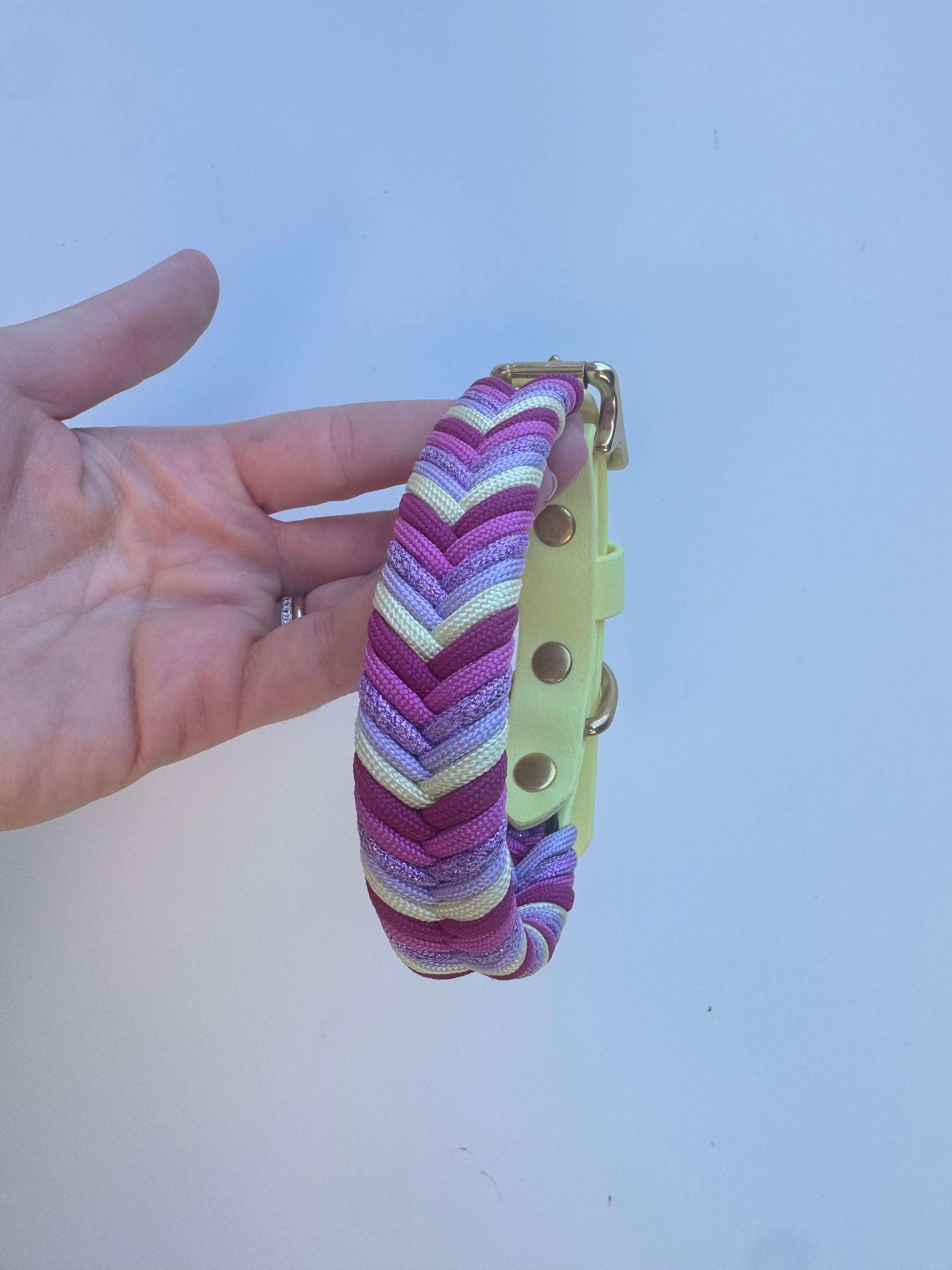 S (30-37m neck) Pastel Yellow Wildwoods Collar (1.9cm wide) Brass Hardware