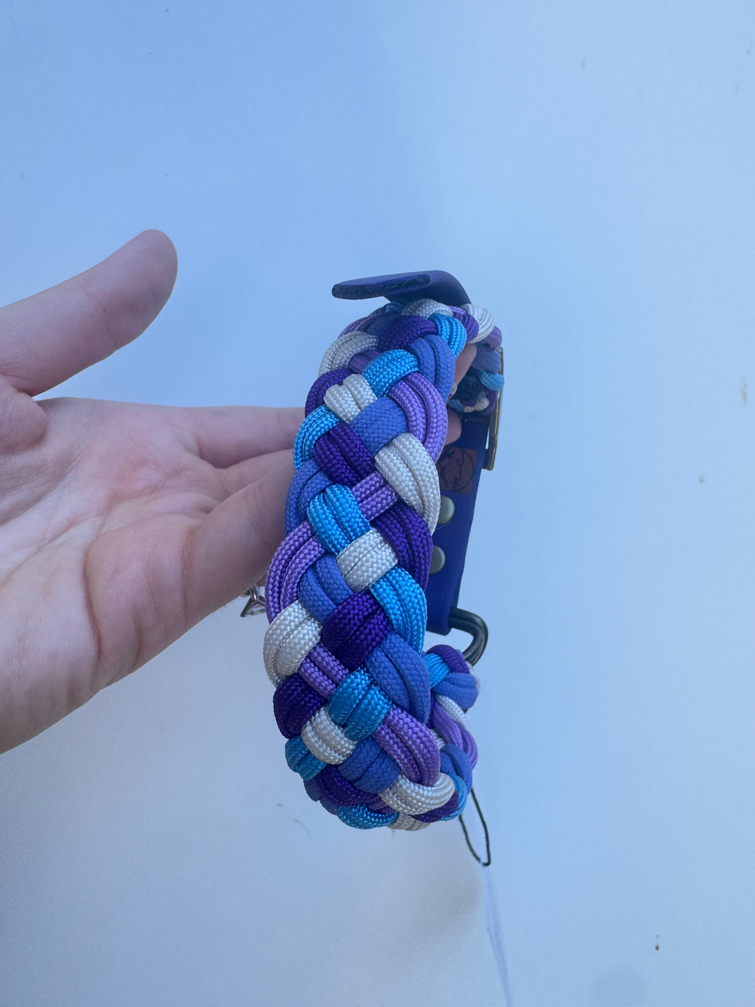 M (34-42cm neck) Lavender Fields/Antique Brass Hardware (not waterproof)