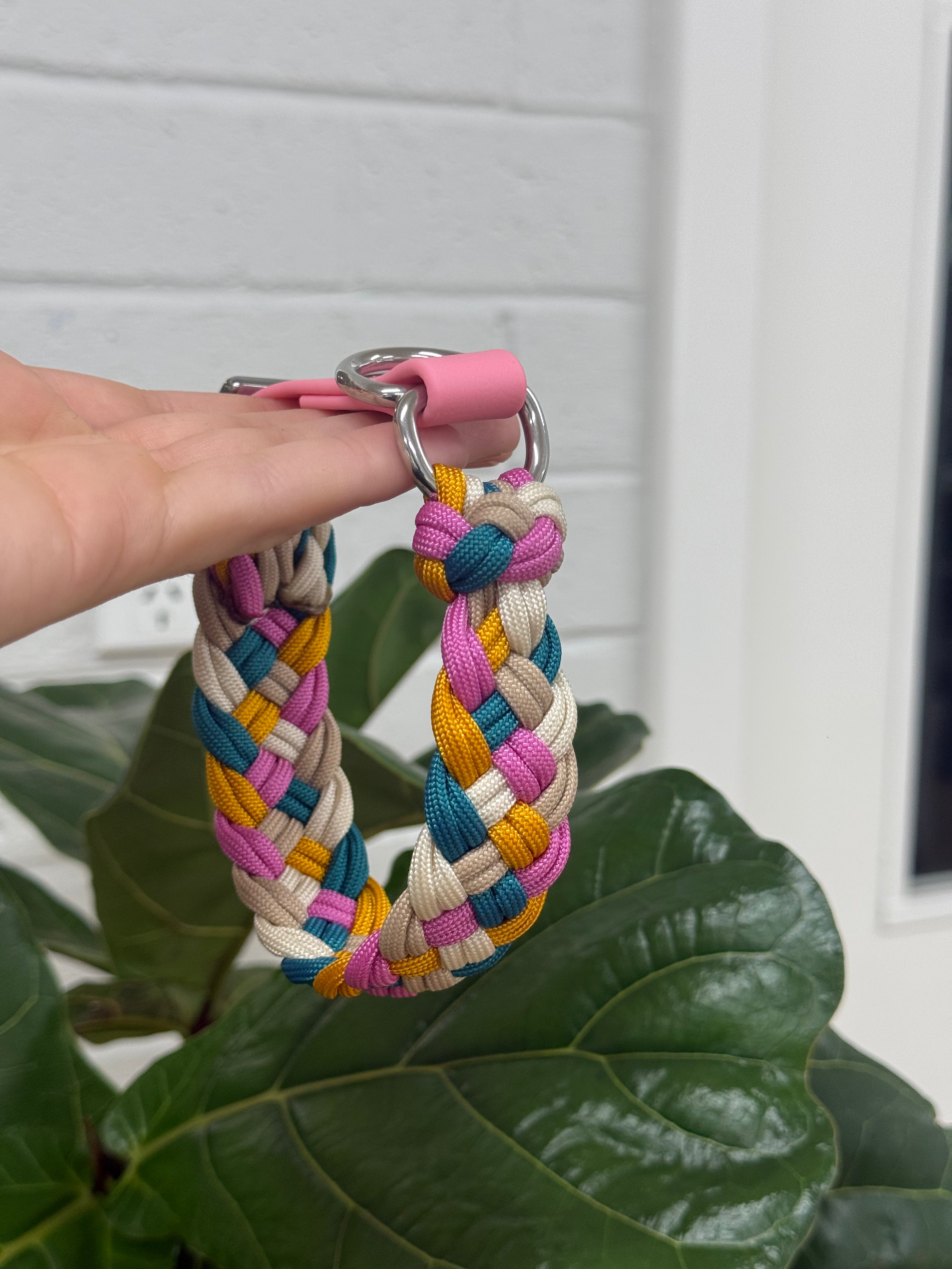 Paracord Collar - Size Small