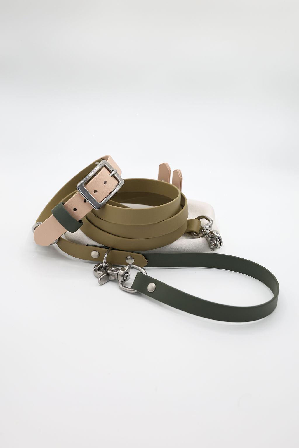 Olive and sand multi-tone biothane dog collar and lead product photo