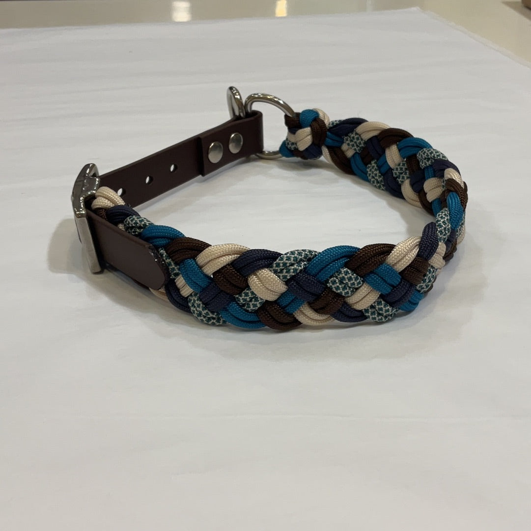 Wild sea Paracord collar