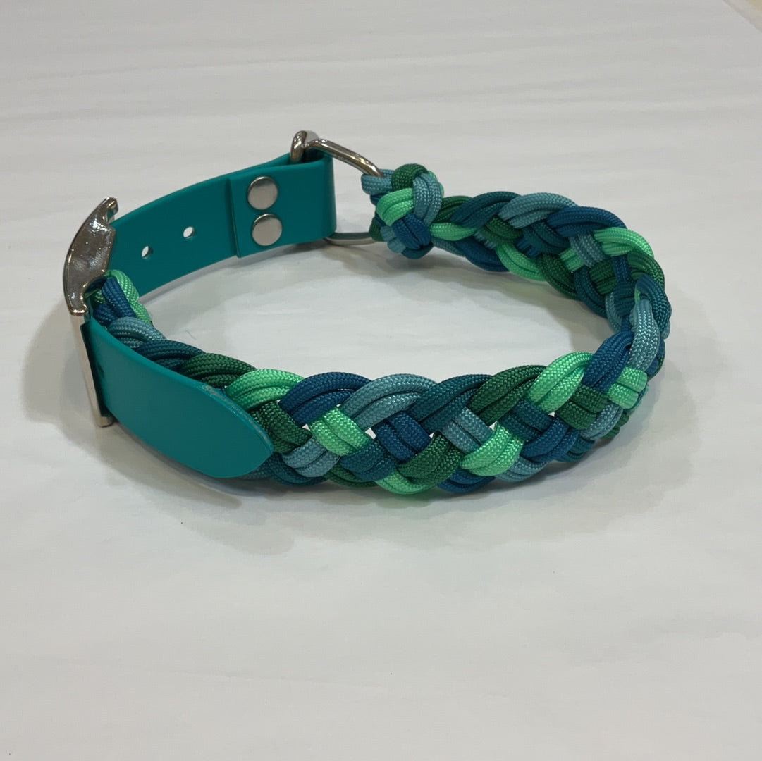 Blue/green River collar