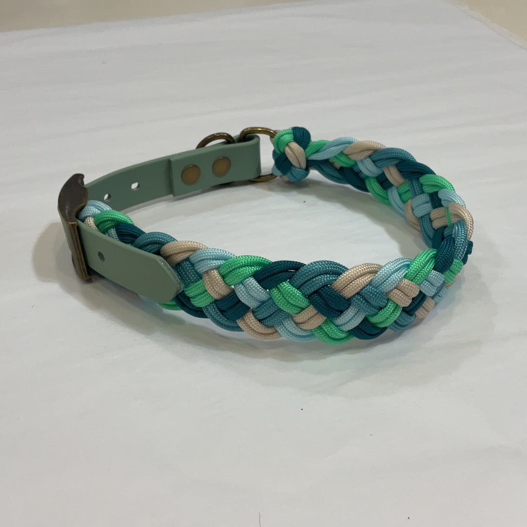 Blue Ocean Paracord collar