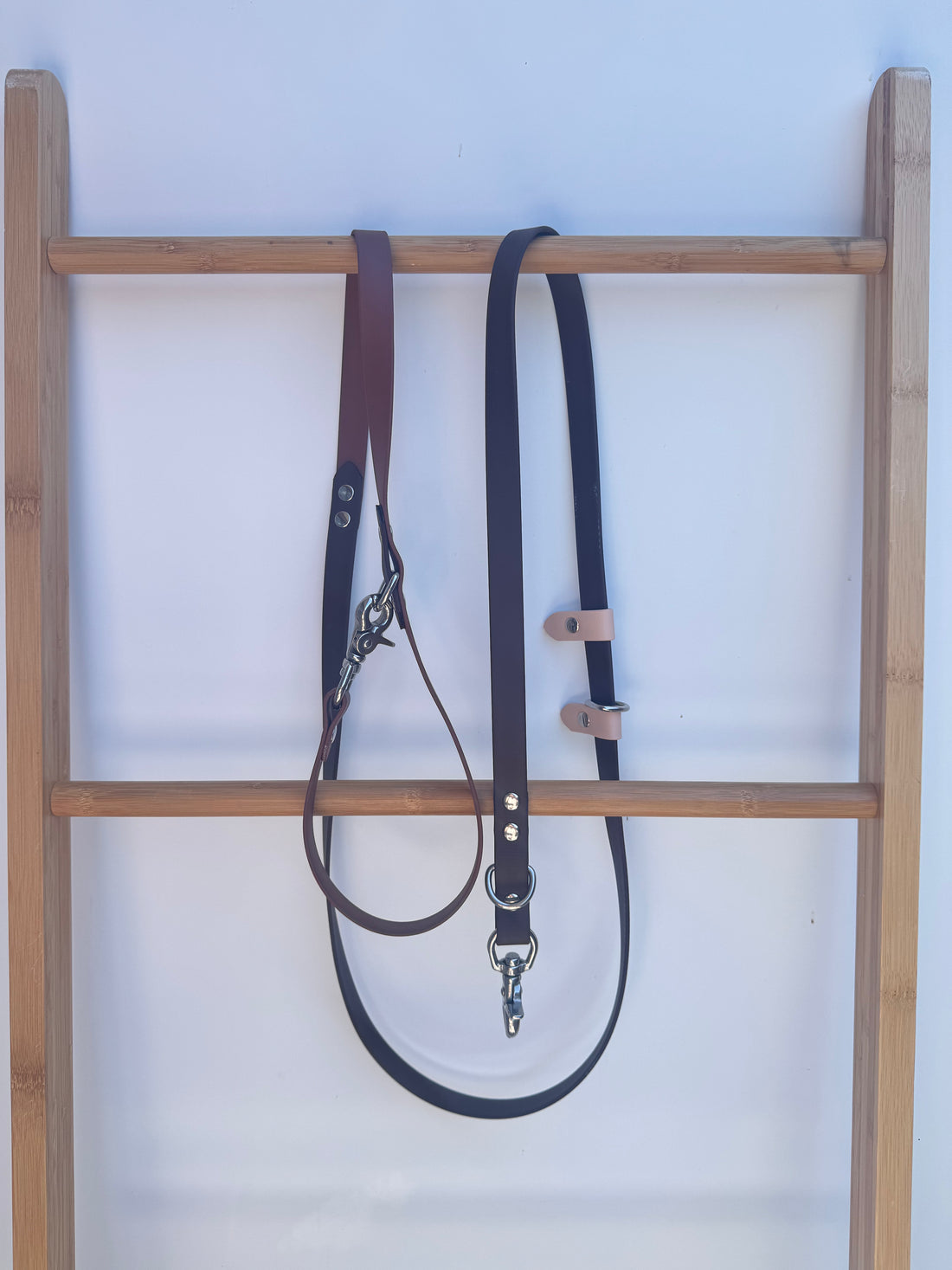 Dark Brown/Chocolate/Sand Multifunctional Lead