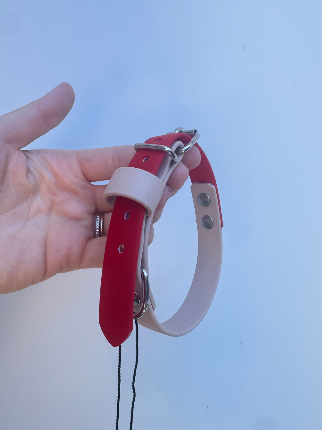 S (29-35m neck) Red/Sand Collar (roller buckle)