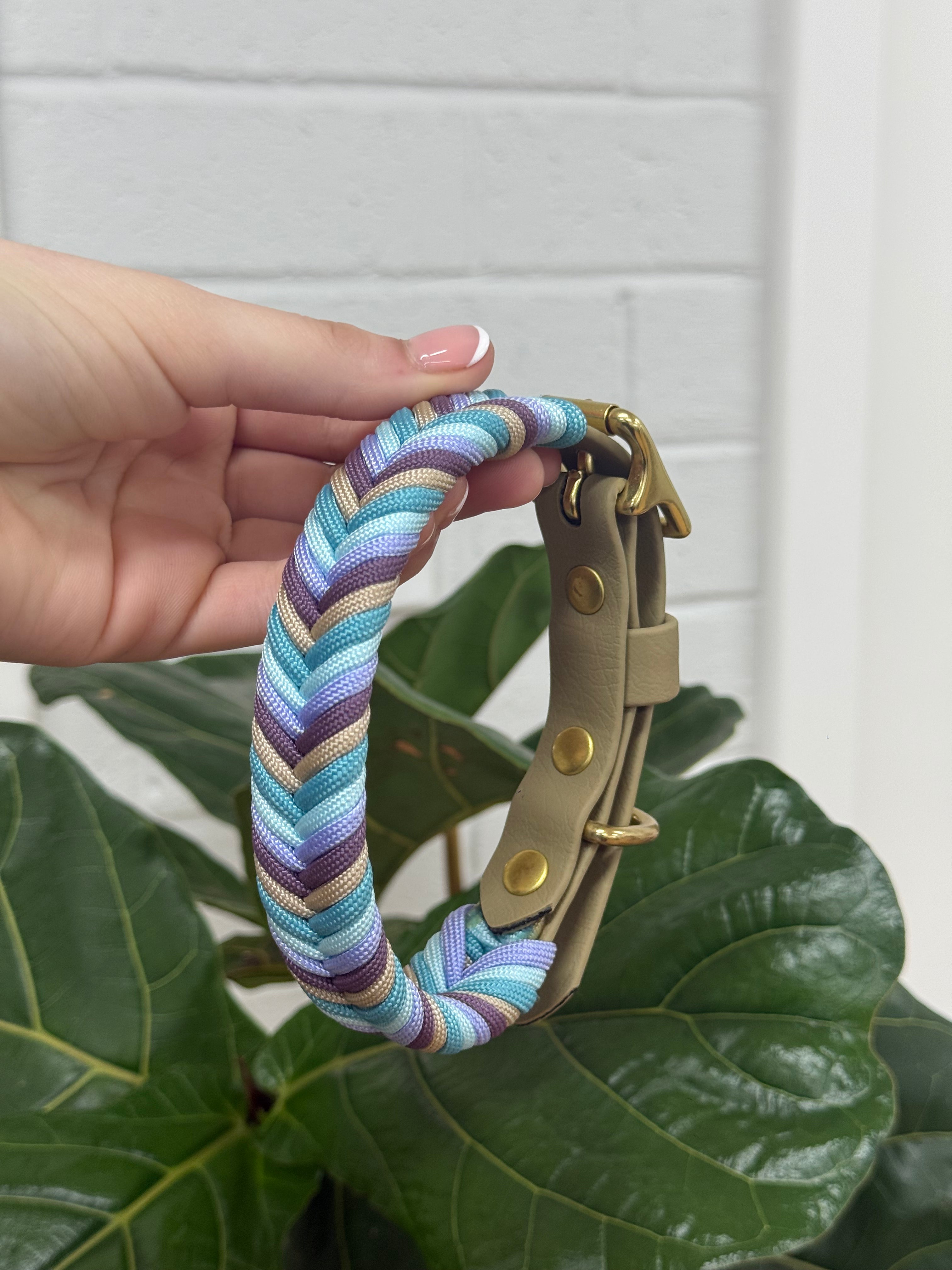 Paracord Collar - Size Small