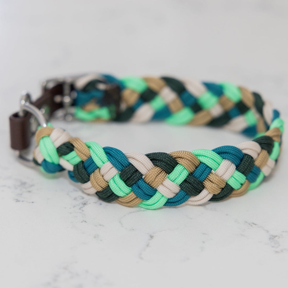 Green and Blue paracord dog collar